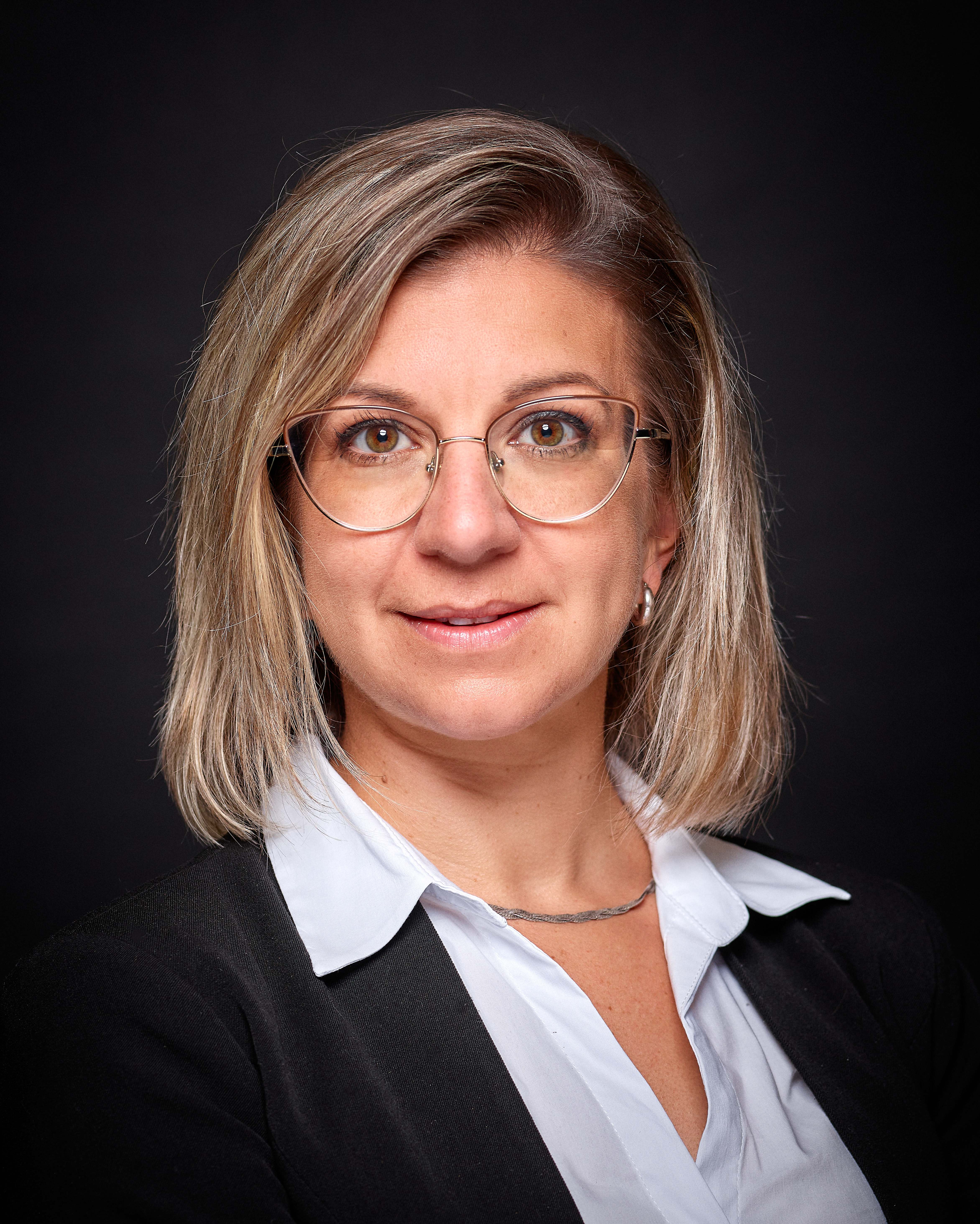 Portrait de MMe Karine Copparoni